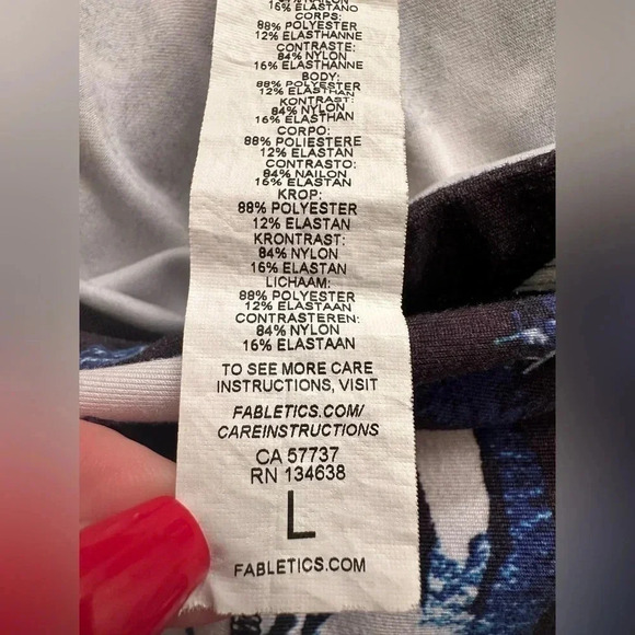 Fabletics navy and black floral print 7/8 length leggings - Picture 6 of 6